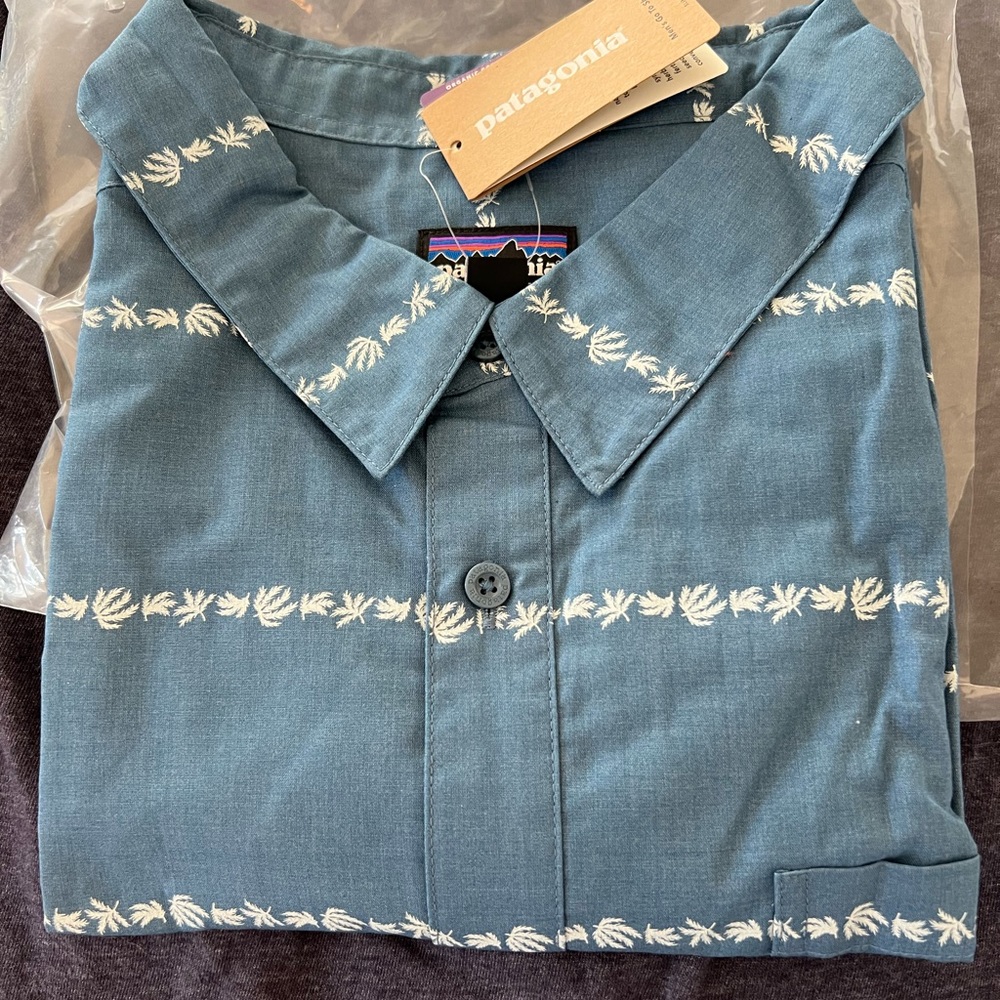 Patagonia Men’s Short Sleeve Shirt. NWT. Size XXL
